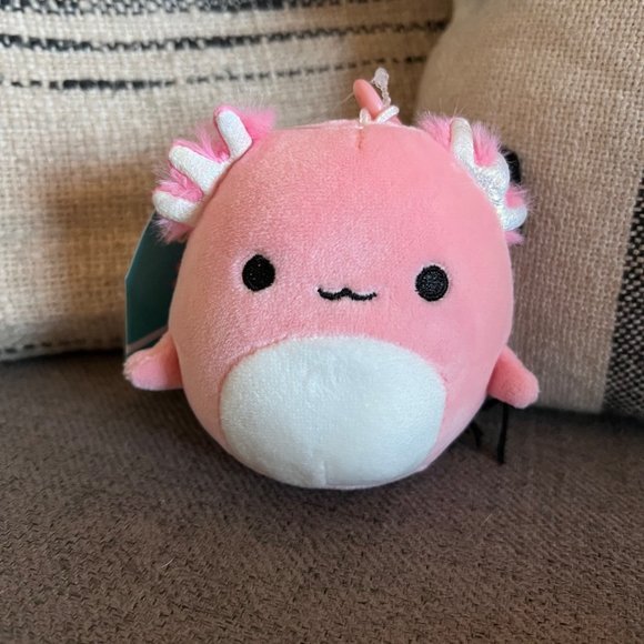 NWT Archie the Axolotl 2023 Release Squishmallows 3” Clip - Picture 1 of 6